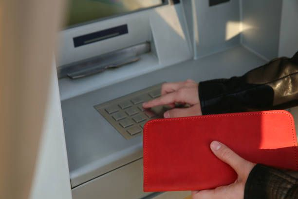 istockphoto-bancomat-612x612