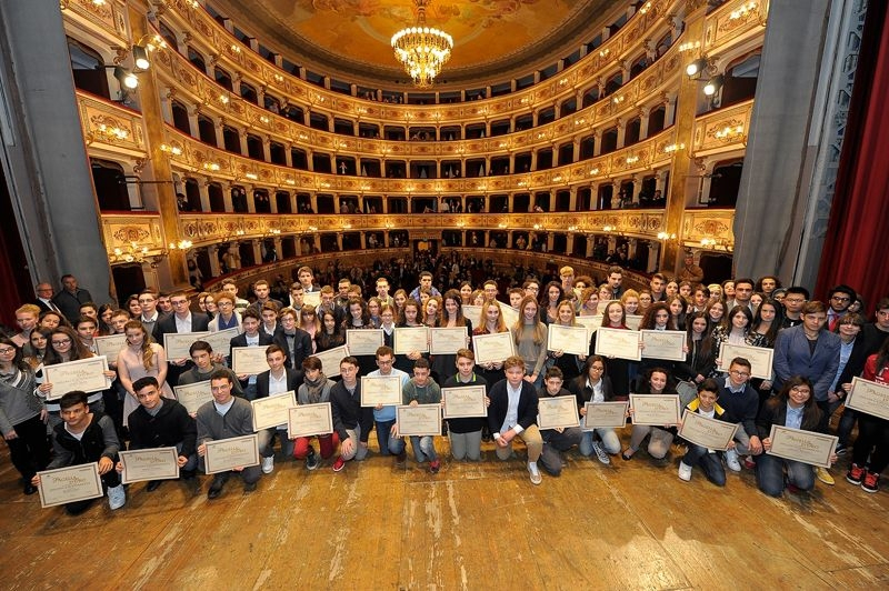 Pagella_doro_palco