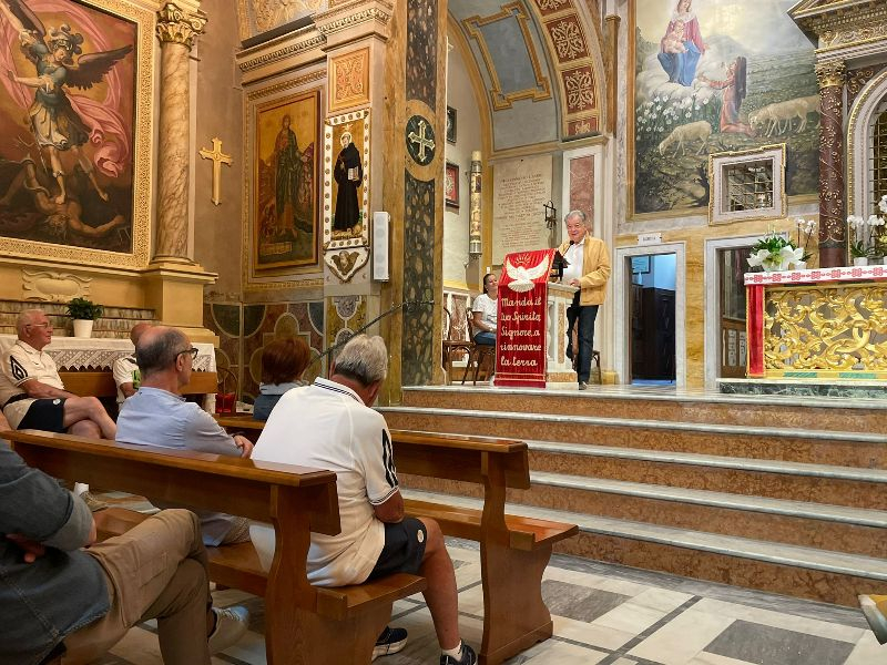CFR_Ambro_saluto_Palma